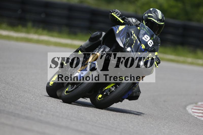 /Archiv-2024/29 12.06.2024 MOTO.CH Track Day ADR/Gruppe blau/96